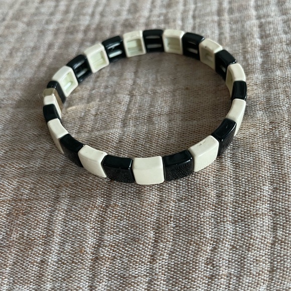 Whole bunch of Roxanne Assouline Bracelets - Picture 9 of 13